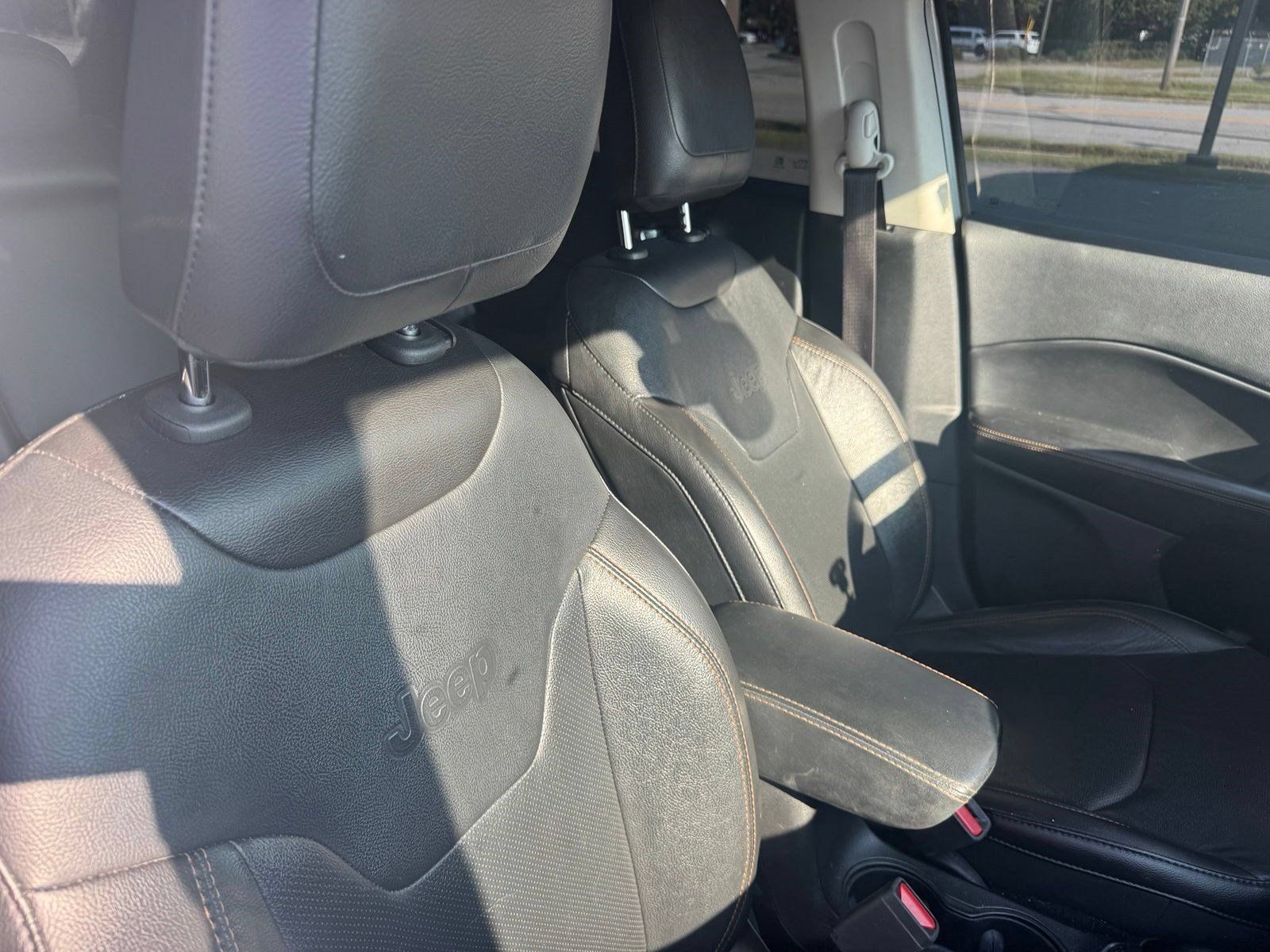 Used 2021 Jeep Compass Limited AWD/4WD image 16