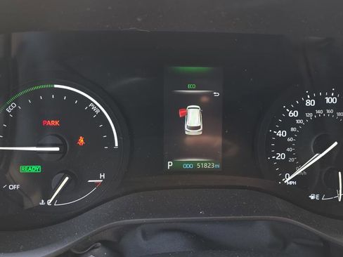 Used 2021 Toyota Sienna XSE image 23