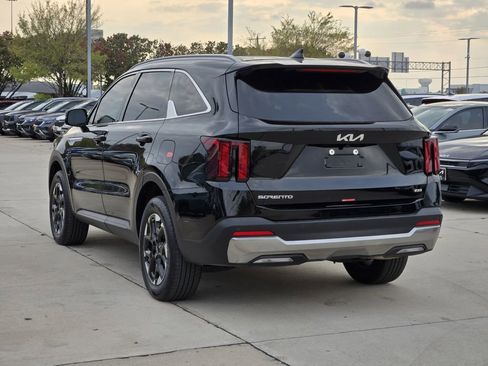 New 2025 Kia Sorento S AWD/4WD image 3