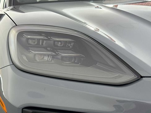 New 2025 Porsche Cayenne GTS image 40