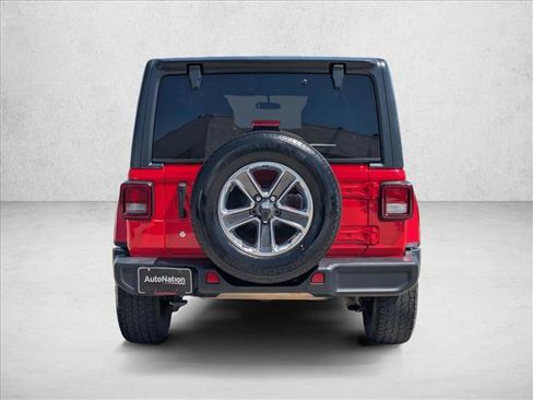 Used 2020 Jeep Wrangler Unlimited Sahara AWD/4WD image 7