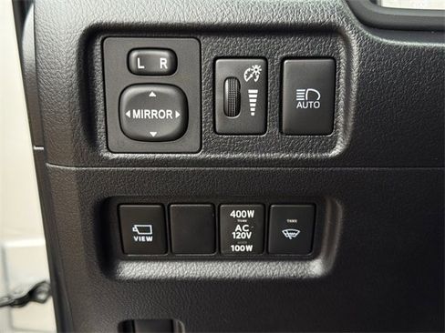 Used 2022 Toyota 4Runner Limited image 25