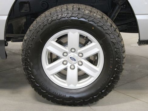 Used 2022 Ford F150 XL w/ Trailer Tow Package image 19