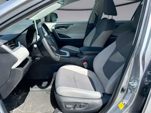 Certified 2025 Toyota RAV4 XLE FWD image 11