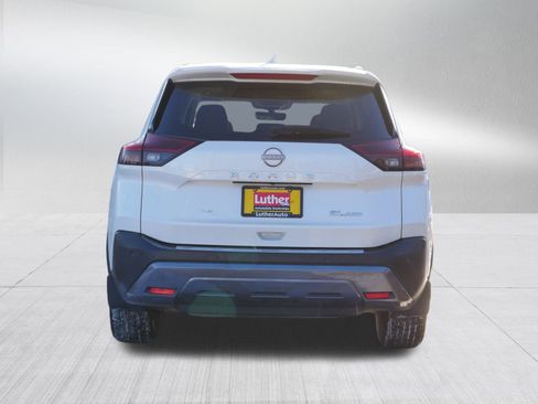 Certified 2022 Nissan Rogue SL w/ SL Premium Package image 6