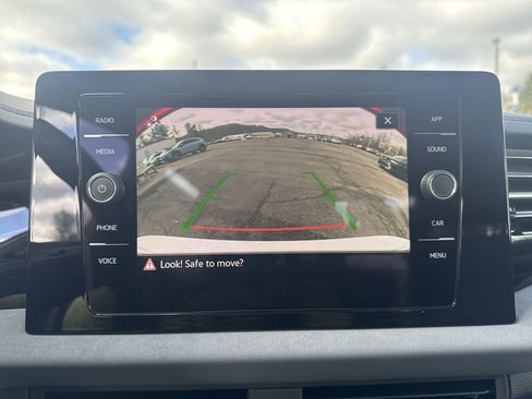 New 2026 Volkswagen Jetta SE FWD image 16