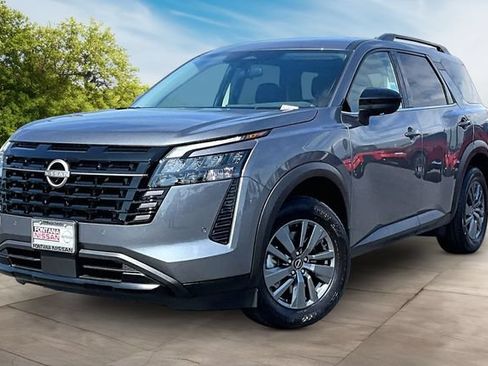 New 2026 Nissan Pathfinder SV FWD image 2