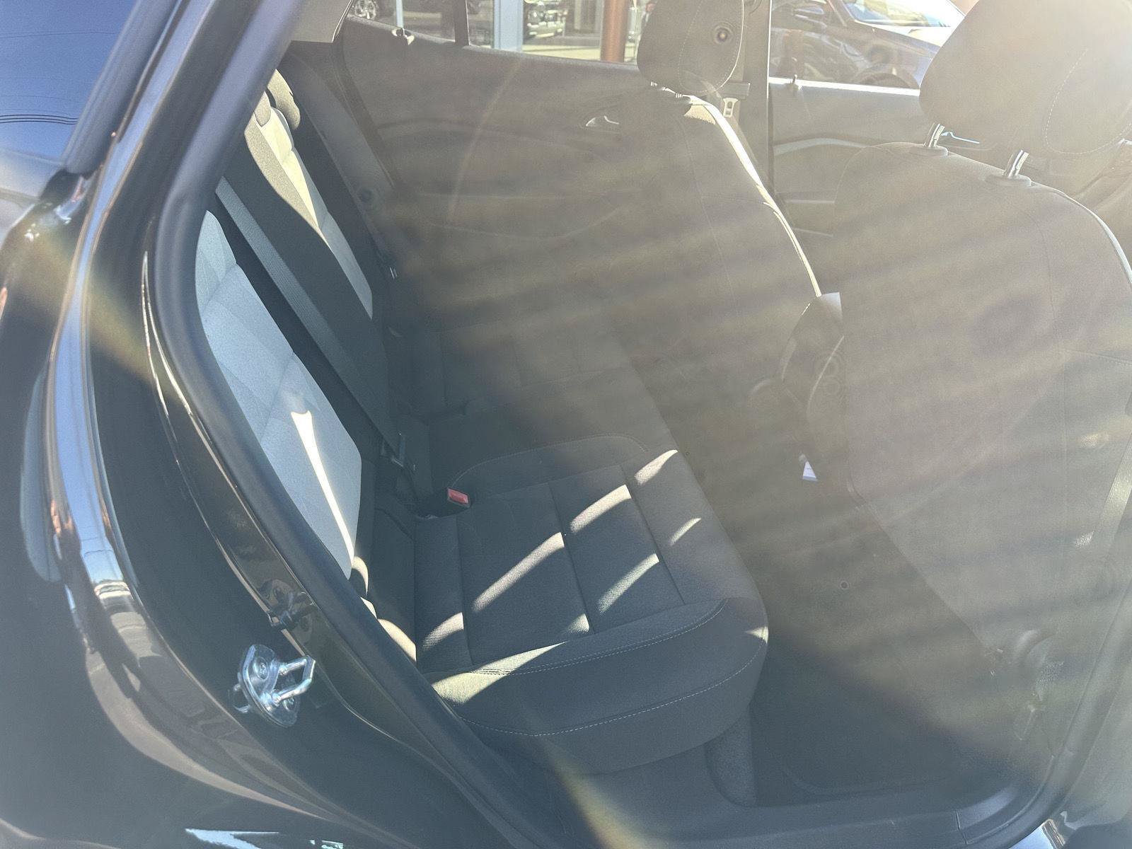 Used 2024 Chevrolet Trax LS w/ LS Convenience Package FWD image 9