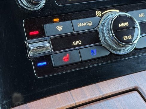 Used 2023 Lincoln Navigator L Reserve image 19