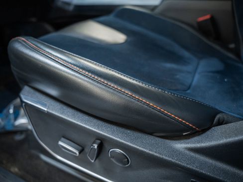 Certified 2022 Ford F150 Raptor w/ Raptor 37 Performance Package image 44