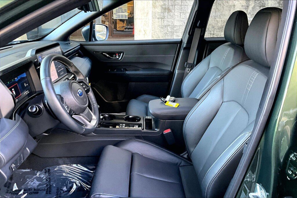 Certified 2026 Subaru Outback Touring AWD/4WD image 15