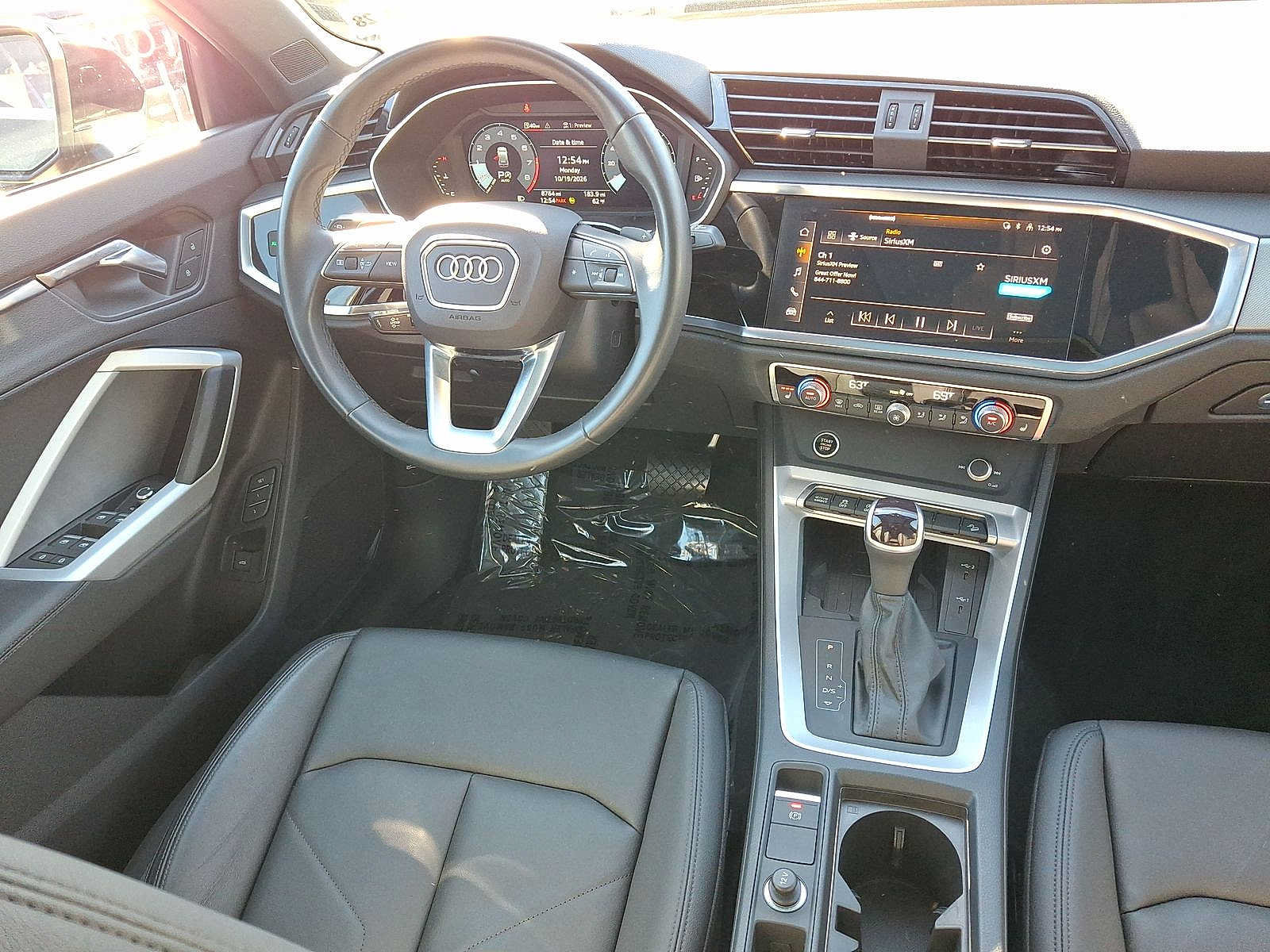 Used 2024 Audi Q3 2.0T Premium w/ Convenience Package AWD/4WD image 15