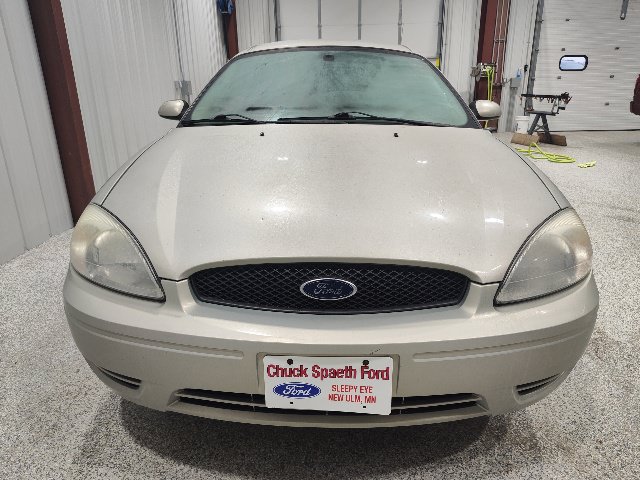 Used 2007 Ford Taurus SEL FWD image 3