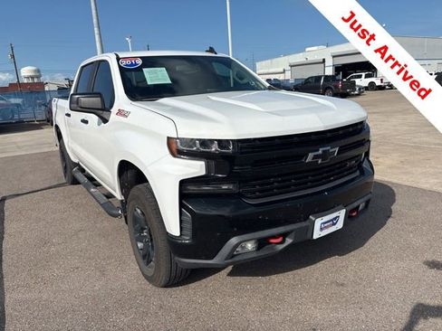 Used 2019 Chevrolet Silverado 1500 LT Trail Boss AWD/4WD image 5