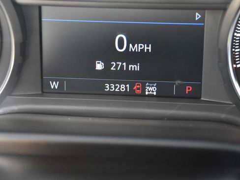 Used 2022 Chevrolet Silverado 3500 LT w/ Convenience Package image 17