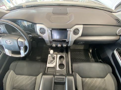 Used 2020 Toyota Tundra SR5 AWD/4WD image 23