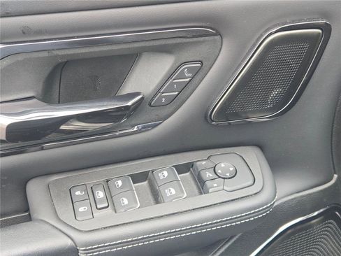 Certified 2025 RAM 1500 Limited image 23
