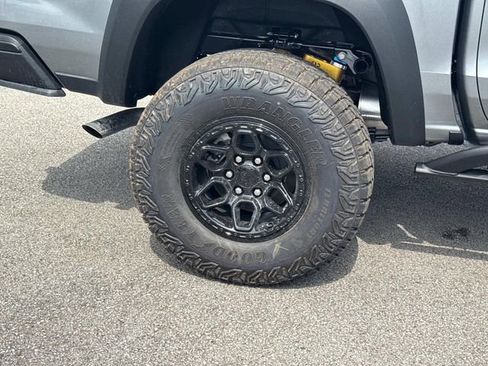 New 2026 Chevrolet Colorado ZR2 w/ ZR2 Bison Edition AWD/4WD image 11