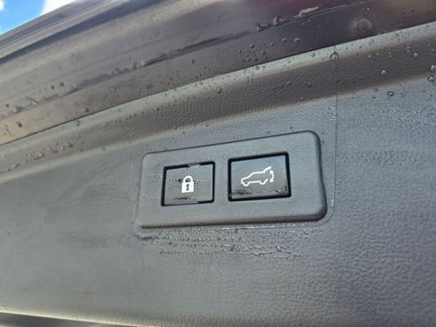 Used 2024 Subaru Outback Premium AWD/4WD image 40