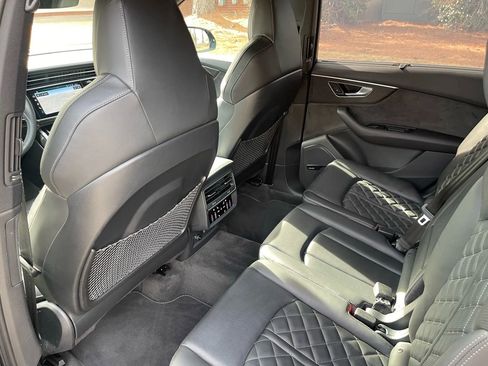 Used 2020 Audi SQ7 Prestige w/ Prestige Package image 12