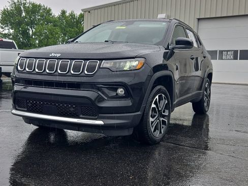 Used 2022 Jeep Compass Limited AWD/4WD image 3