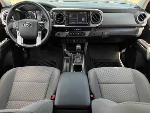 Used 2023 Toyota Tacoma SR5 RWD image 11