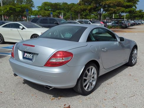 Used 2005 Mercedes-Benz SLK 350 image 5