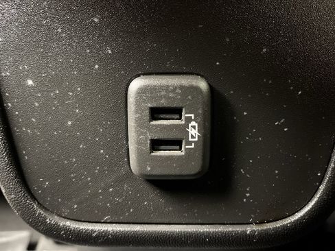 Used 2019 Chevrolet Equinox LT image 11