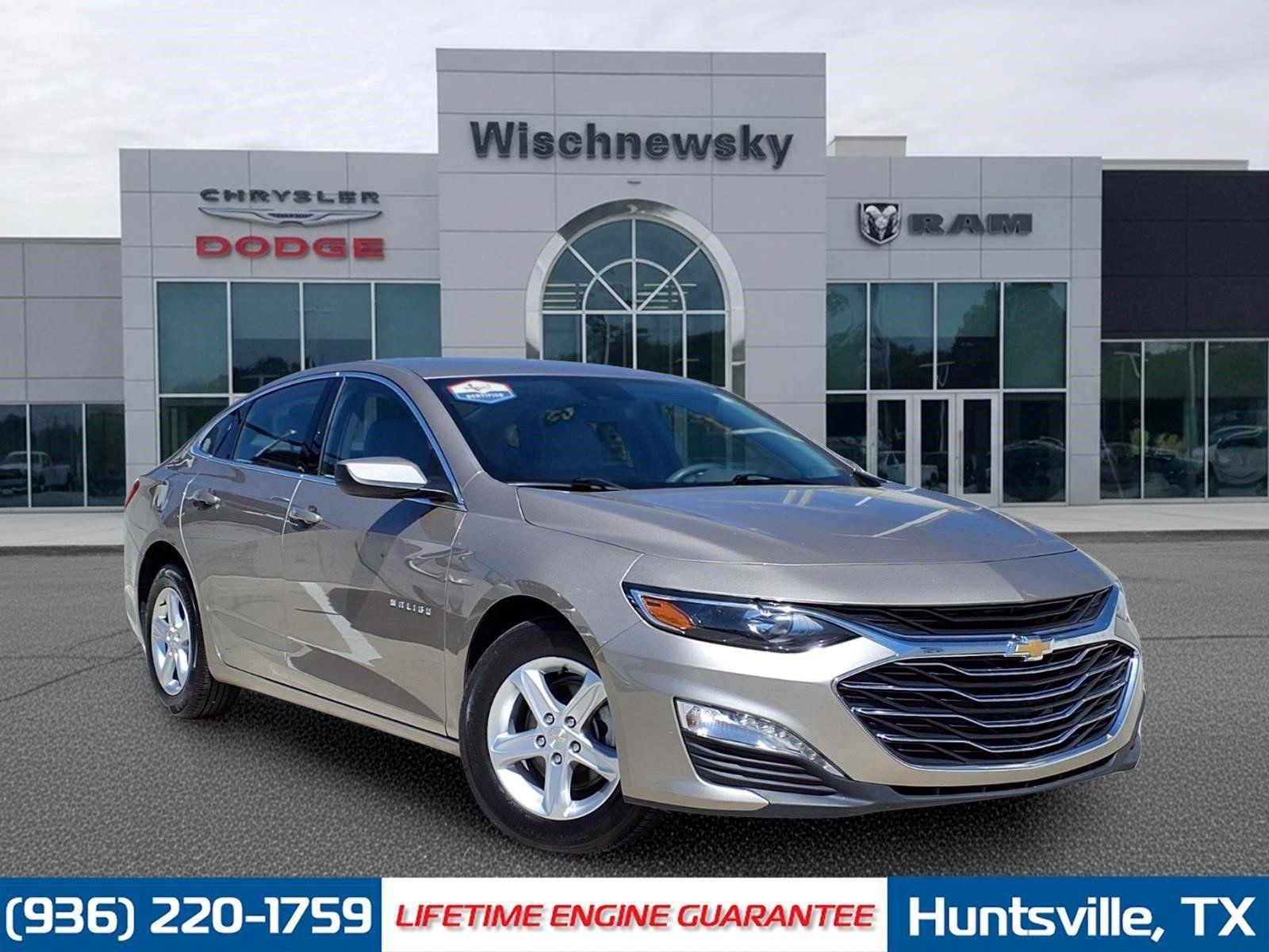 Used 2024 Chevrolet Malibu LT FWD image 1