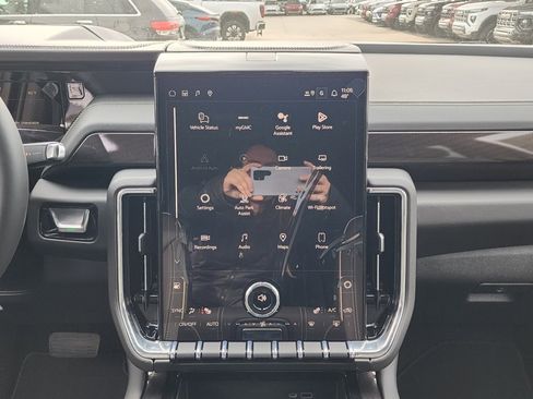 New 2026 GMC Yukon XL Elevation image 27