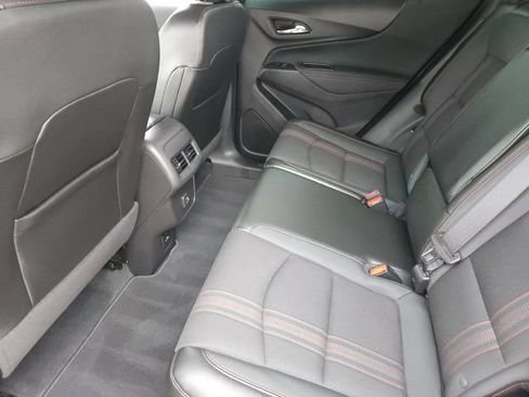Used 2024 Chevrolet Equinox RS FWD image 30