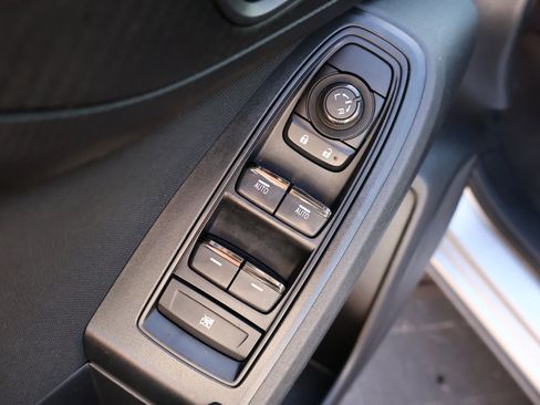 Used 2022 Subaru Impreza 2.0i w/ Popular Package #1 image 8