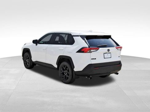 Used 2024 Toyota RAV4 LE FWD image 3
