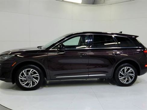 Used 2023 Lincoln Corsair FWD image 5