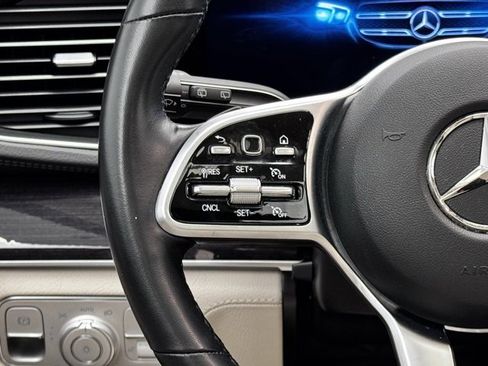 Used 2023 Mercedes-Benz GLS 450 4MATIC image 31