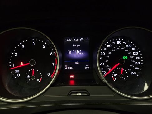 Used 2021 Volkswagen Tiguan SE FWD image 23