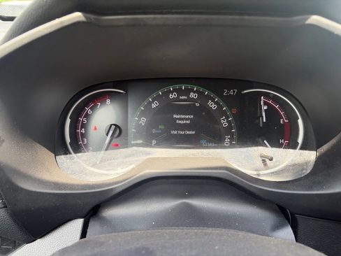 Used 2024 Toyota RAV4 LE AWD/4WD image 12