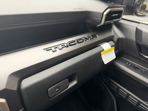 Used 2025 Toyota Tacoma SR5 image 16
