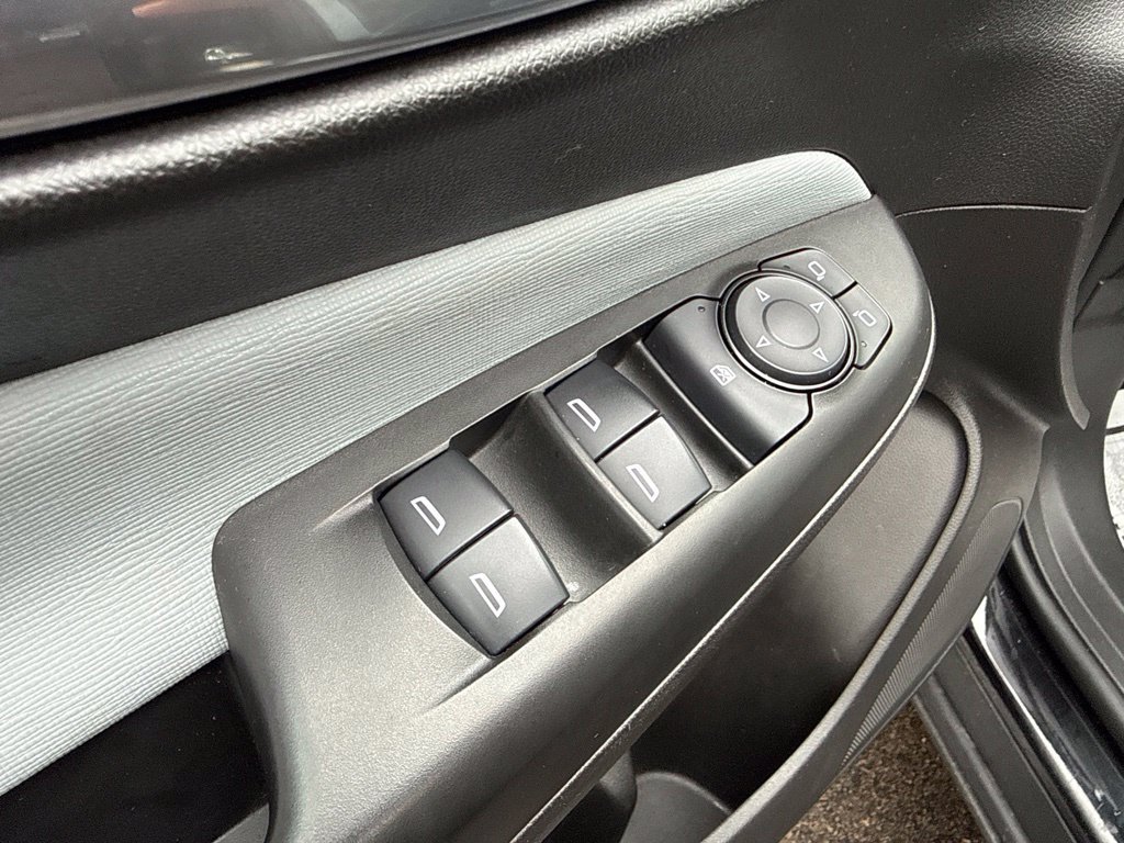Used 2024 Buick Envista Preferred FWD image 19