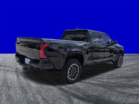 Used 2026 Toyota Tacoma 4x4 Double Cab image 4