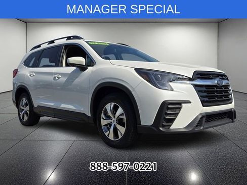 Used 2024 Subaru Ascent Premium w/ Convenience Package AWD/4WD image 7