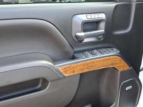 Used 2018 Chevrolet Silverado 3500 High Country w/ Duramax Plus Package image 12