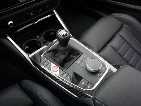 Used 2025 BMW M2 w/ Lighting Package image 18