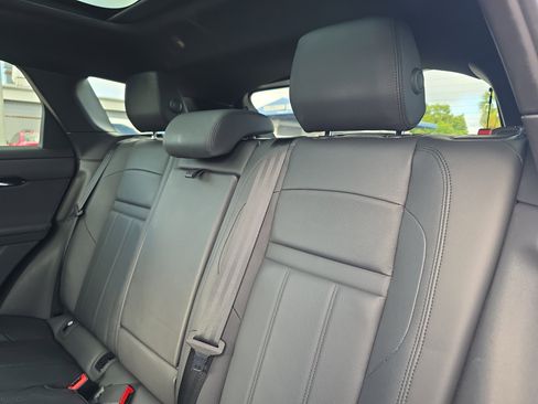 Used 2024 Land Rover Range Rover Evoque S AWD/4WD image 13
