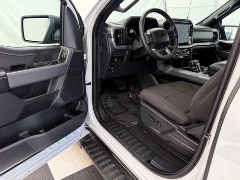 New 2026 Ford F150 XLT w/ XLT Black Appearance Package AWD/4WD image 33