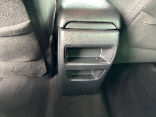 Used 2015 Nissan Sentra SR FWD image 24