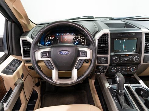 Used 2017 Ford F150 Lariat AWD/4WD image 12