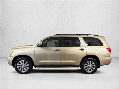 Used 2010 Toyota Sequoia Limited AWD/4WD image 8