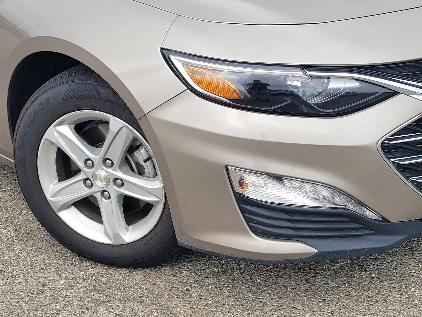 Used 2023 Chevrolet Malibu LT FWD image 9
