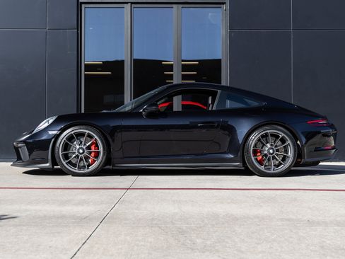 Used 2019 Porsche 911 GT3 image 2